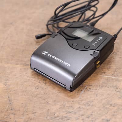 Sennheiser SK2000XP Belt Pack with MKE 2-4 Lavalier Mic - 626-698 MHz CG00T49 image 2