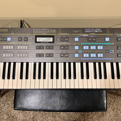 Vintage 1985 Casio CZ-5000