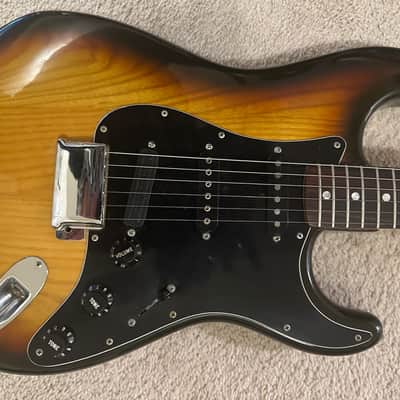 Fender Stratocaster 1979 - sunburst image 2
