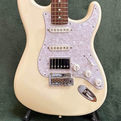Fender Made in Japan Hybrid II Stratocaster HSS Limited Run