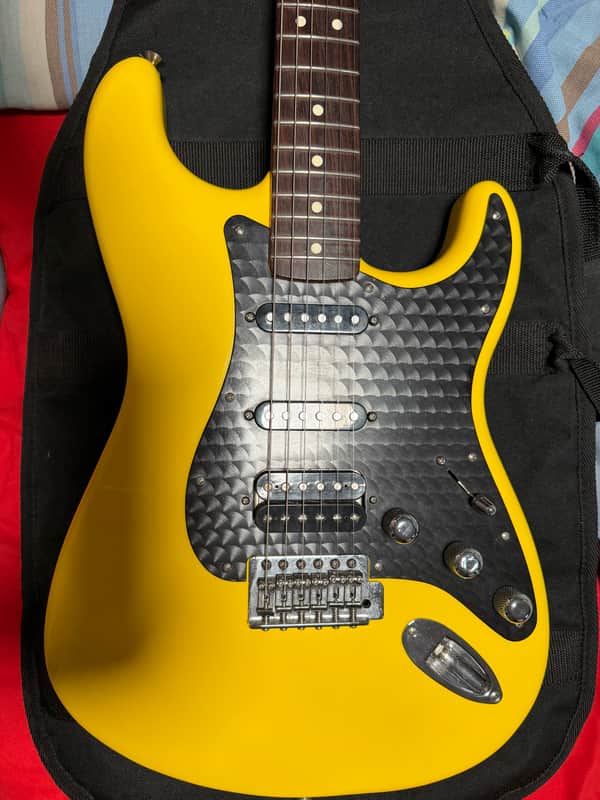 Fender FSR Fat Strat 2005 - Graffiti Yellow Guitar Center Exclusive image 1