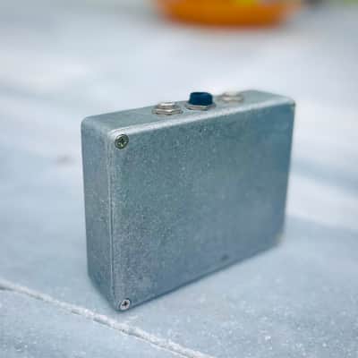 2010 JHS Klon Clone Replica Handwired Guitar Pedal Aged Raw Silver with Daka-Ware 1470 Oxblood Davies Knobs image 5
