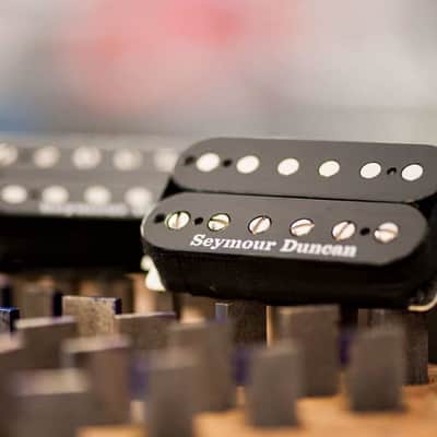 Seymour Duncan SH-18 Whole Lotta Humbucker Pickup Set - Black image 2