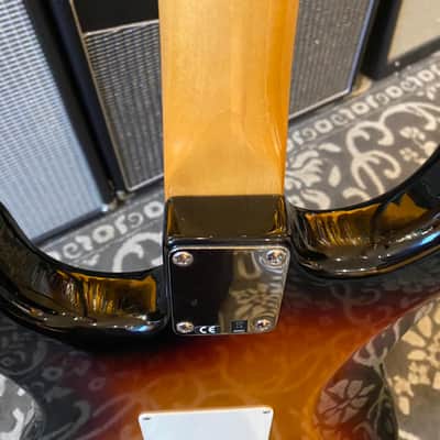 Fender - Classic Series Standard Strat / Rosewood - 3t-SB w /Gig Bag - 2010 - Used image 6