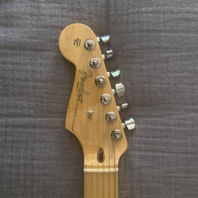 Fender American Professional Stratocaster, Maple Neck, 3-Tone Sunburst, Left Handed w/Original Hardshell Case, Mint Condition image 10