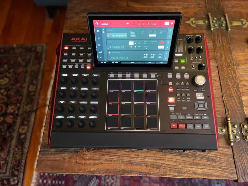 Akai MPC X Standalone Sampler / Sequencer 2017 - Present - Black image 1