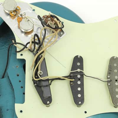Fender Stratocaster 1982 Ocean Turquoise Metallic (refin) image 14