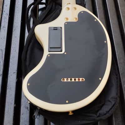 Fernandes Zo-3 Nomad Art Rock Led Zeppelin III 2000s - Jimmy Page