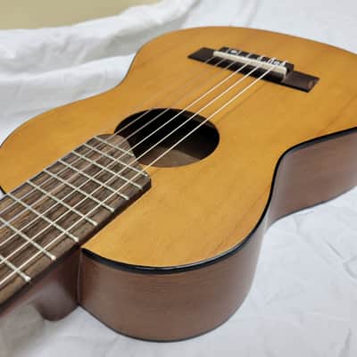 Yamaha Model GL1 Guitalele image 4