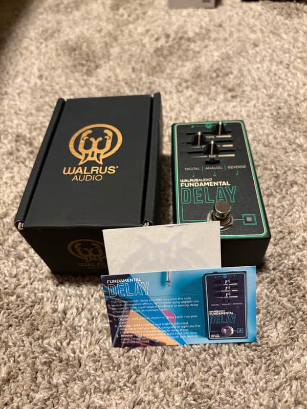 Walrus Audio Fundamental Delay 2023 - Present - Black / Green image 1
