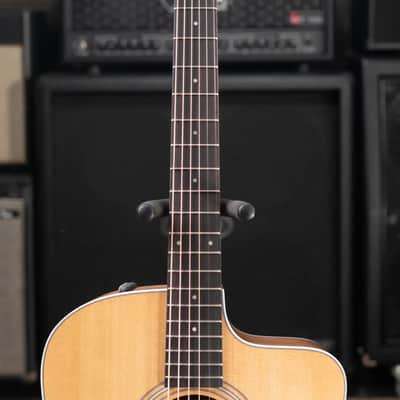 Taylor 210ce Dreadnought Acoustic/Electric Guitar with Gig Bag image 5