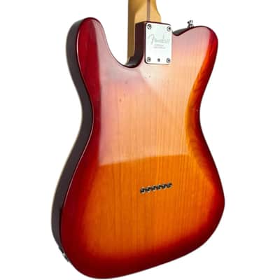 Fender American Deluxe Telecaster 2002 - Cherry Sunburst image 5