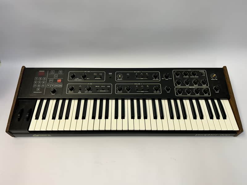 AS-IS* Sequential Prophet 600 61-Key 6-Voice Polyphonic Synthesizer 1982 - 1985 - Black with Wood Sides PROJECT image 1