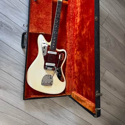 Fender Jaguar 1965 - Olympic White with Matching Headstock vintage 100% stock Johnny Marr Original Finish & Electronics – Original Case image 1