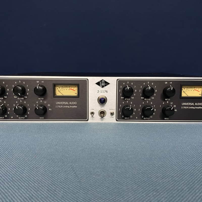2000s Universal Audio 2-1176 Stereo Limiter Black / Silver