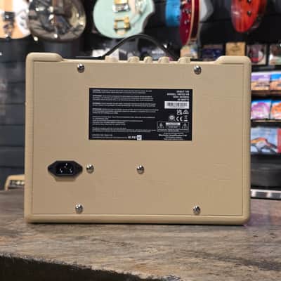 Blackstar Debut 15E 15-Watt 2x3" Guitar Combo 2020 - Present - Cream image 3