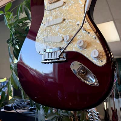Fender Strat Plus with Maple Fretboard 1991 Midnight Wine image 4