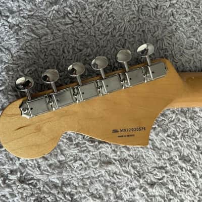 Fender Pawn Shop Jaguarillo 2012 - 2013 - 3-Color Sunburst image 7