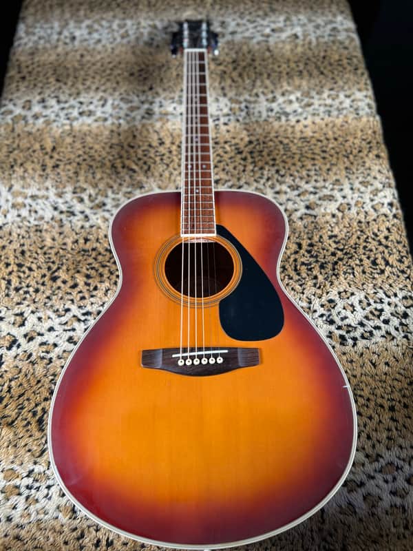 Yamaha F325-TBS Dreadnought Acoustic Guitar Tobacco Brown Sunburst