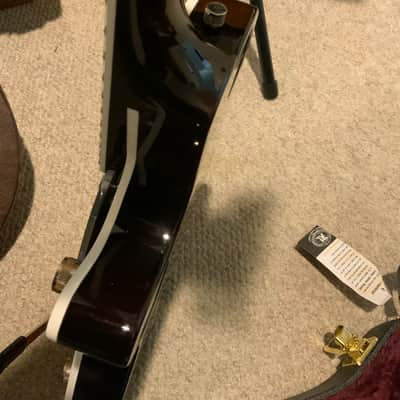 Gretsch G6129T-89 Vintage Select '89 Sparkle Jet with Gretsch Hardshell Case and all Case Candy 2025 Model in Gold Sparkle image 6