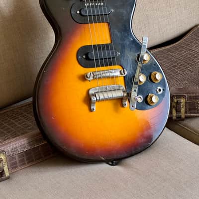 1963 Gibson Melody Maker D Factory reneck – Vibrola w/ Original Alligator Case image 2