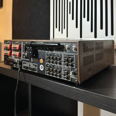 Marantz Model 4240 17-Watt Quadraphonic Solid-State Receiver 1974 - 1978 image 5