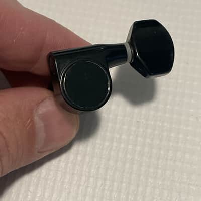 2000's Korean Era Ibanez S & RG Series Black Dual Pin Tuning Pegs Tuners 6 In LIne image 6