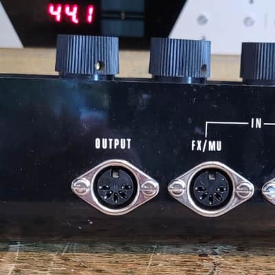 Vintage Analog Mic Pre Vocal Limiter Compressor Ducker Creative Effects FX image 3