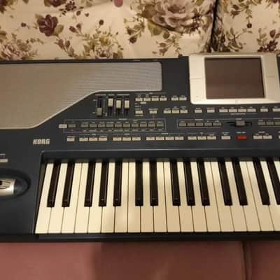 Korg PA800 Arranger keyboard workstation image 3