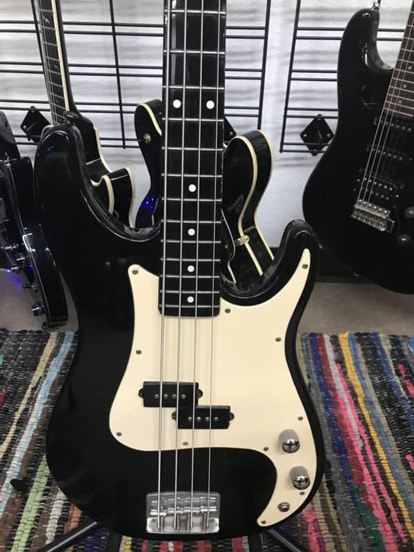 (6504) Peavey Fury Bass image 1