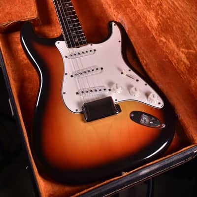 Fender Stratocaster 1965 - Sunburst image 17
