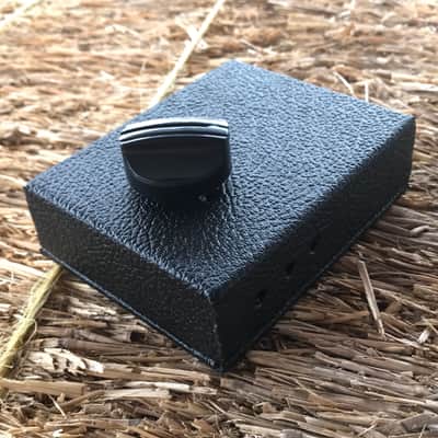 Stami's Customs - Black Bird 4 Ohm 85 Watt Speaker Attenuator for Tube Amp in Black Tolex image 2