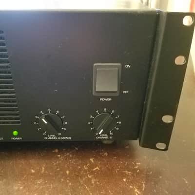 SoundTech PL802 3U Power Amplifier rack mount 800W 800 watt bridged or 400W stereo into 8 Ohms 2000s image 4