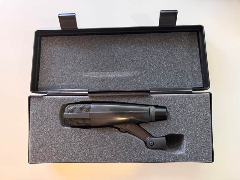 Sennheiser MD 421 Cardioid Dynamic Microphone 2002 - Present - Black image 1