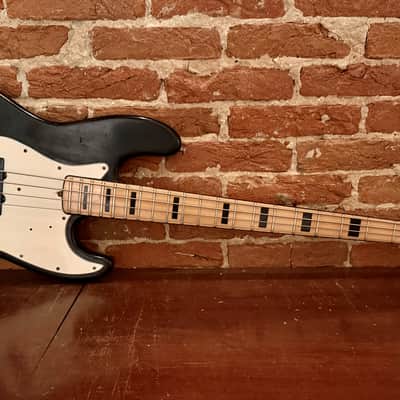 Fender Jazz Bass 1973 - Black over Mocca image 13