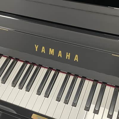 Yamaha Model U30BL 52" Upright Piano 1988 - Polished Ebony image 5