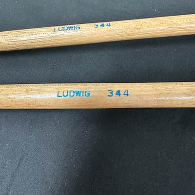 Vintage Ludwig 1960s No. 344 Double-Sided Marching Bass Drum Mallets-EXCELLENT image 2