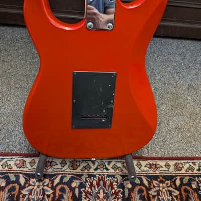 Vantage "Strat" - Red image 14