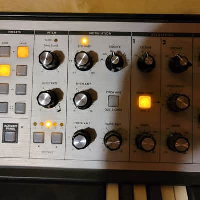 Moog Sub Phatty 2010s - Black image 4