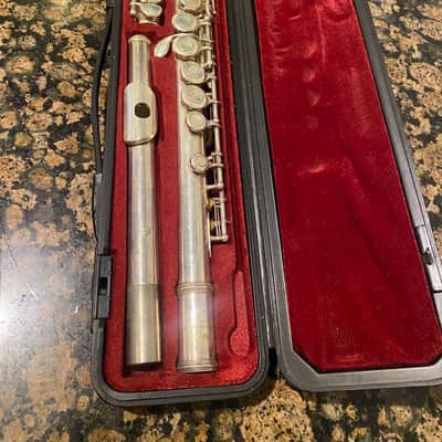 Yamaha YFL-211 Student Flute | Reverb