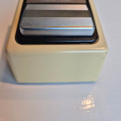 Maxon AF-9 Auto Filter 2000s - Yellow image 12