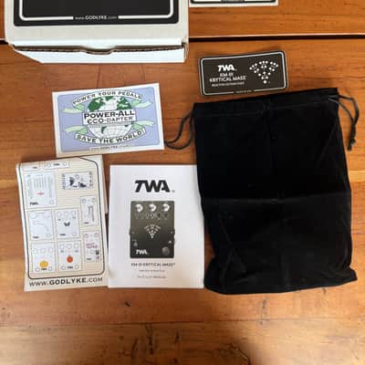 TWA Krytical Mass Reactive Octave Fuzz 2023 - Present - Gray image 6