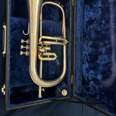 Couesnon Flugelhorn 1945 - Silver image 1