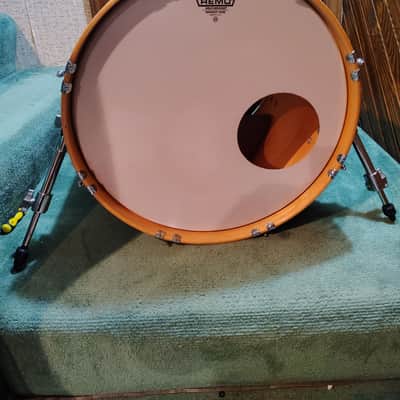 Ludwig 20"(Diameter)x 18"(Depth) Rare Virgin Bass Drum 1970's image 1