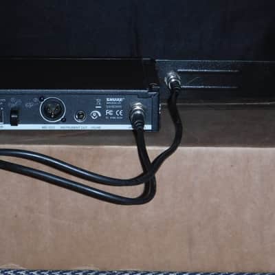 Shure SLX4 Wireless Receiver. J3 Frequency Band. 1U rack mount. image 2