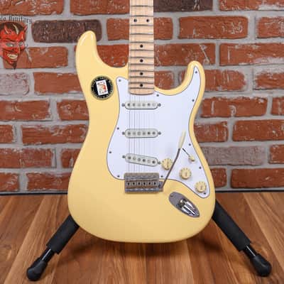 Fender Japan ST72-140YM Yngwie Malmsteen Signature Model Vintage