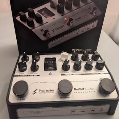 Two Notes ReVolt Guitar Preamp distortion pedal image 1
