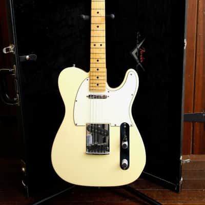 Fender Custom Shop Custom Classic Telecaster Vintage White Electric Guitar 2009 image 2