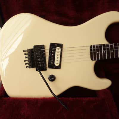 Kramer Baretta 1985 White image 3