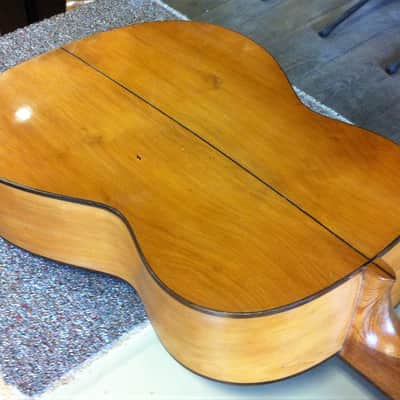 Belle guitare du luthier Ricardo Sanchis Nacher vers 1930/40 tête à chevilles 1,01 kg! image 4